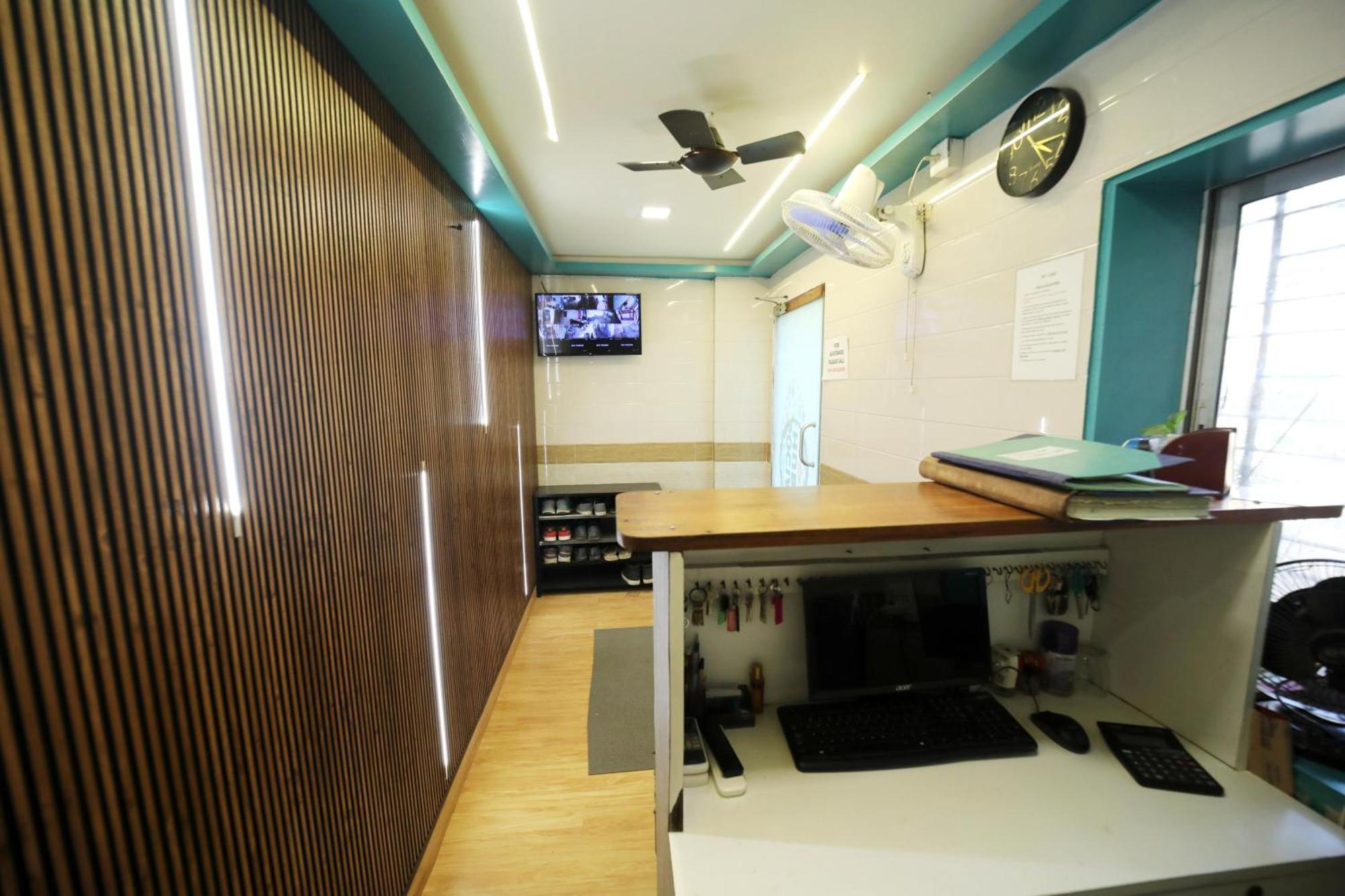Social Hubz Hostel Mumbai  Buitenkant foto