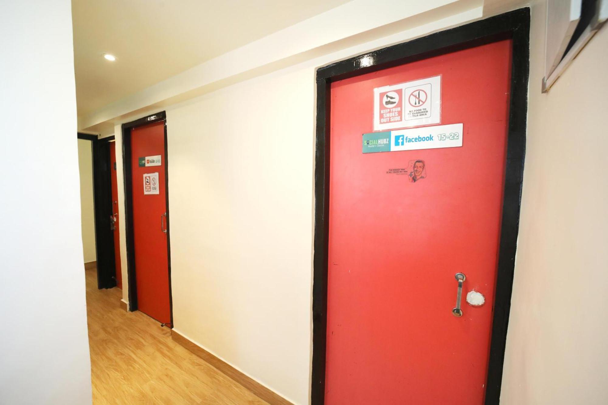 Social Hubz Hostel Mumbai  Buitenkant foto